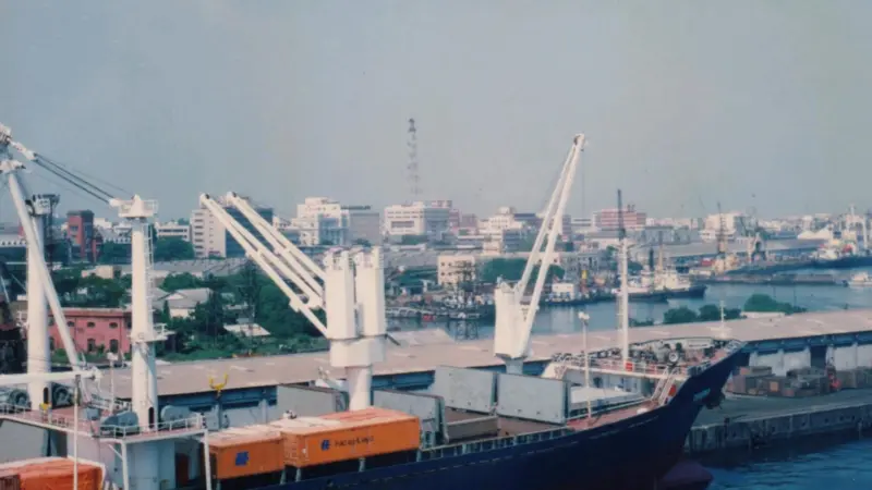 The goverment's plan to tender out the Jawahar dock at Chennai looks to have backfired