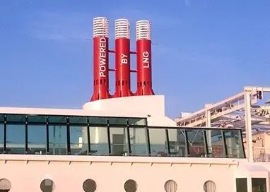 The new LNG bunkering solutoin will give ferries the chance to bunker with passengers on board