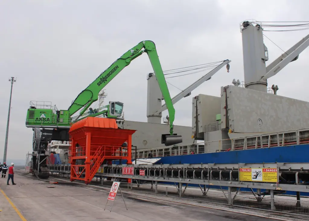 Sennebogen introduced the 875 E-Series as a 'world first' in 2013