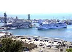 00_99120_Cruise-ship-Barcelona