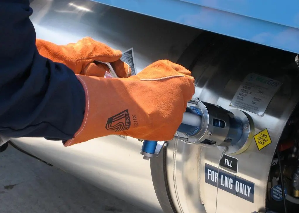 Gas goal: PANYNJ should seriously consider switching their fuel of choice on dock. Credit - PGE Green Energy