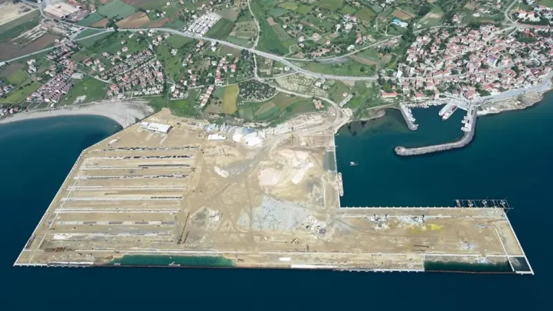 Terberg will supply 40 LNG tractors for Asyaport's new container terminal