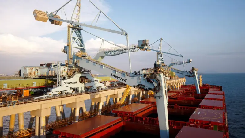 Aliens: with extraneous objects being so common in coal cargoes, handling equipment needs to be ready for any eventuality