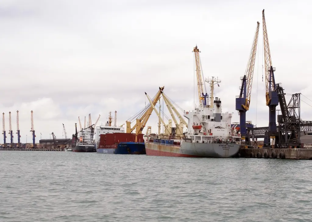 Two's company: Namibia is investing in a second Walvs Bay container terminal. Credit: Philip Schuler/World Bank