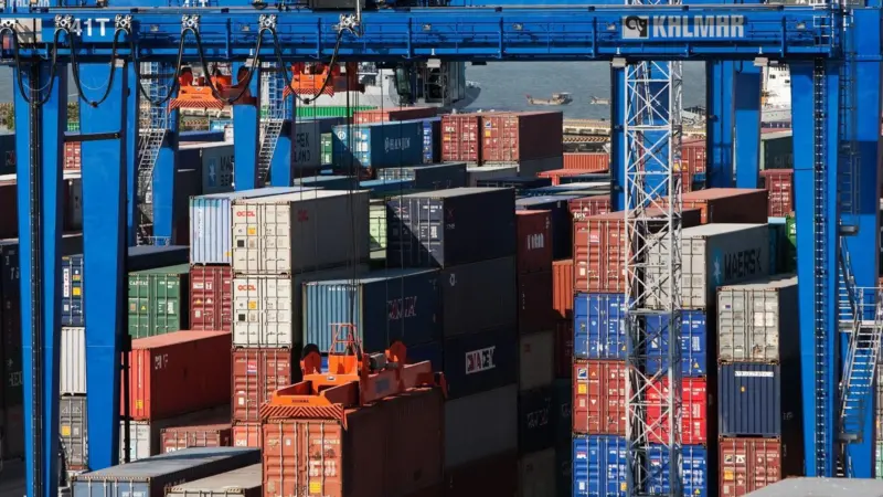 Using Kalmar’s E-One² RTG means operations will be emission and noise-free