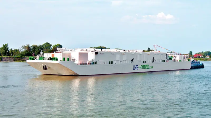 The barge has a length of 76.7m, a breadth of 11.4m and a draught of around 1.7m