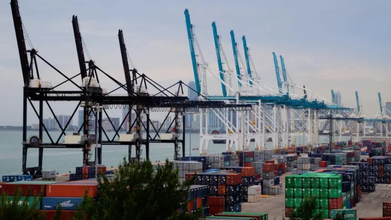 Greater share: Miami is looking to boost transhipment traffic. Credit: Joel Hatfield