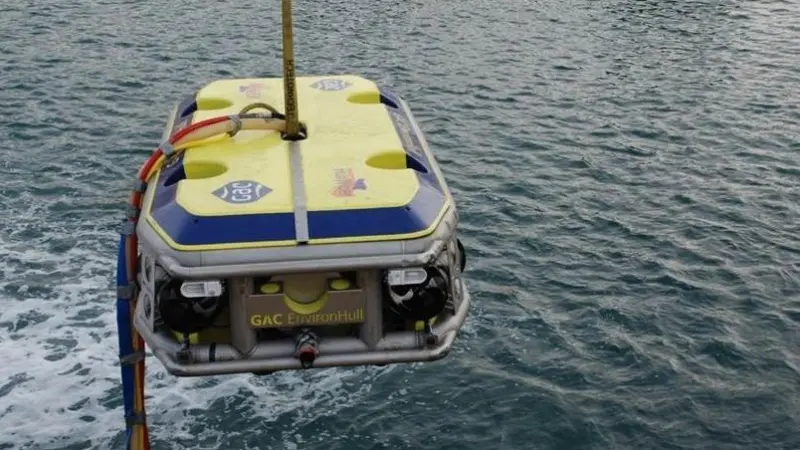 GAC’s EnvironHull system is an unmanned and environmentally-friendly remotely operated vehicle (ROVs) that keeps ships free from marine fouling
