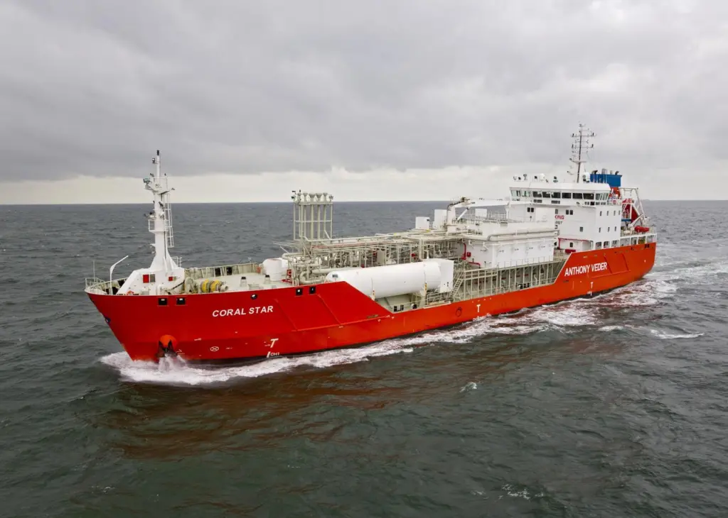 The state-of-the-art vessels are expected to drastically cut both sulphur oxides (SOx) and nitrogen oxides (NOx) emissions