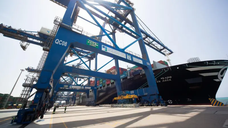 Larger ladies: Red Sea Gateway Terminal can accommodate vessels of over 16,000 teu