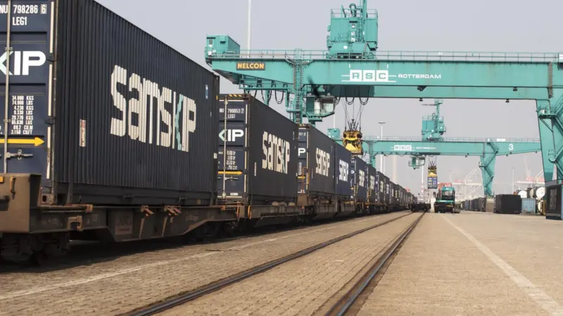 The new Samskip service will see five train departures a week