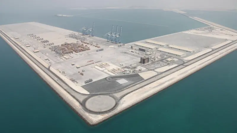 Financial partnership: ADT will now be able to invest in the required expansion of the terminal