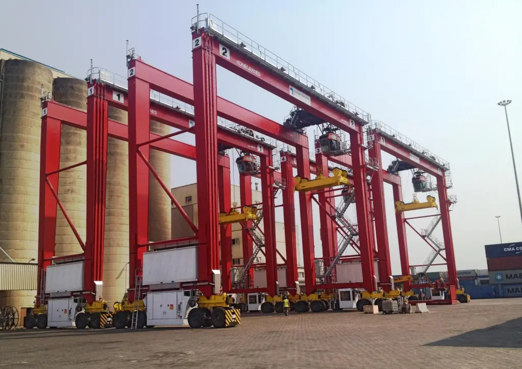 00_98716_Konecranes-Pointe-Noire