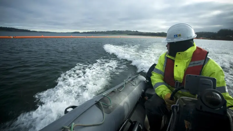 A&A provides Tier 2 pollution response services to over 85 ports, harbours and terminals in the UK