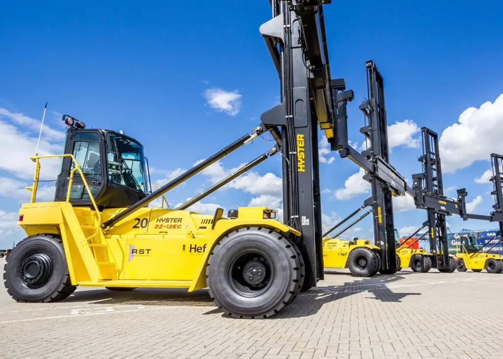 Fuel savings: Hyster H22XM-12EC trucks are saving RST both time and money