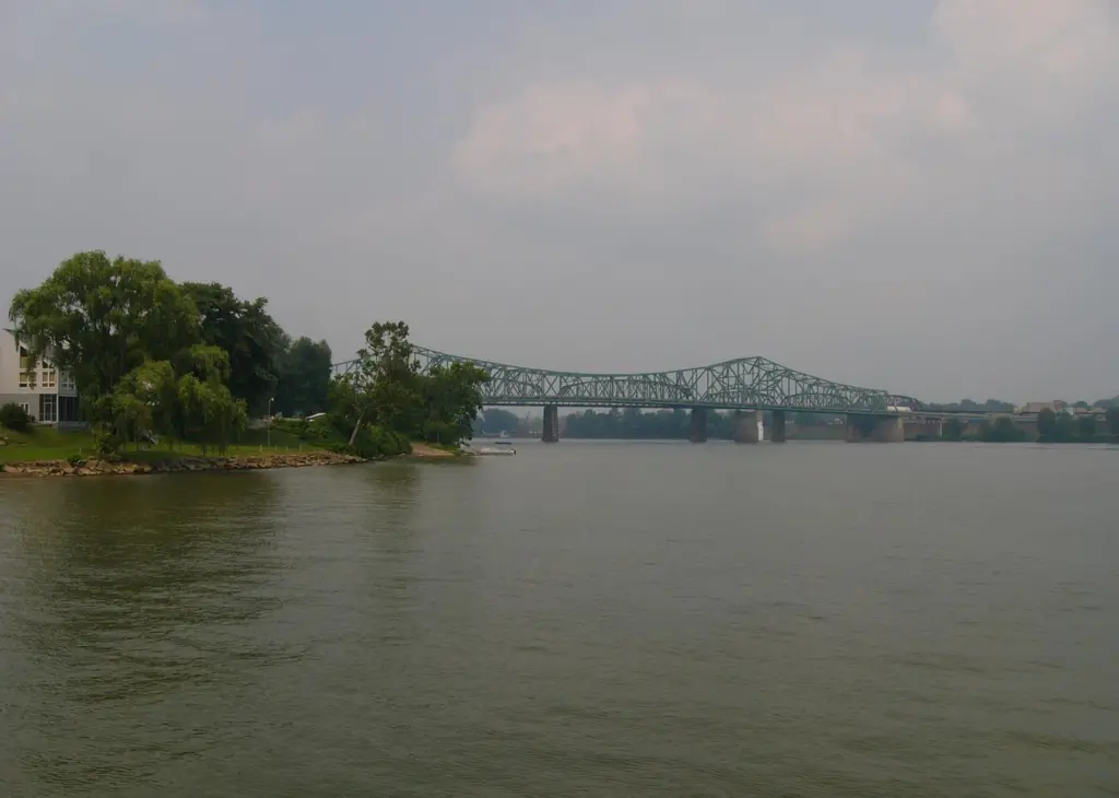 The port district now includes a 226.5 mile reach of the Ohio River. Photo: MeRyan/Flickr