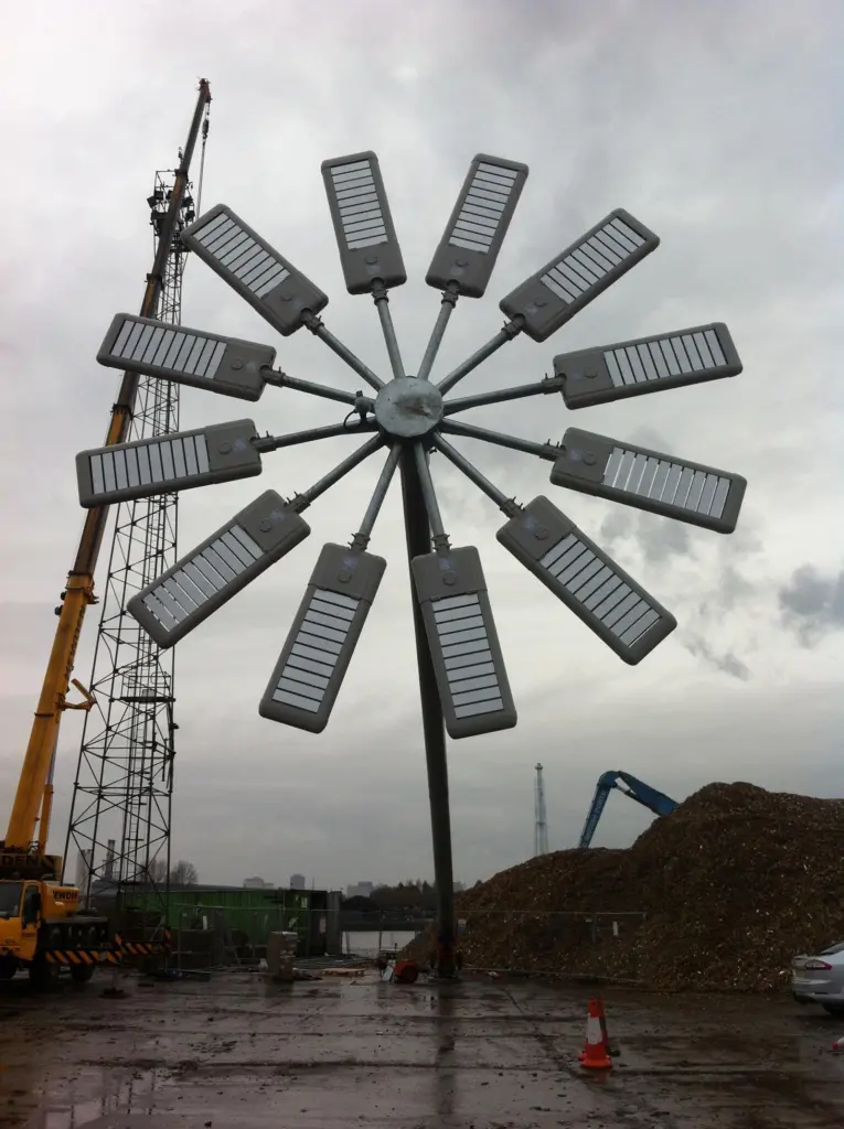 Abacus recently installed a 30m base-hinged mast at the Port of Cardiff which replaces floodlights on a lattice tower system
