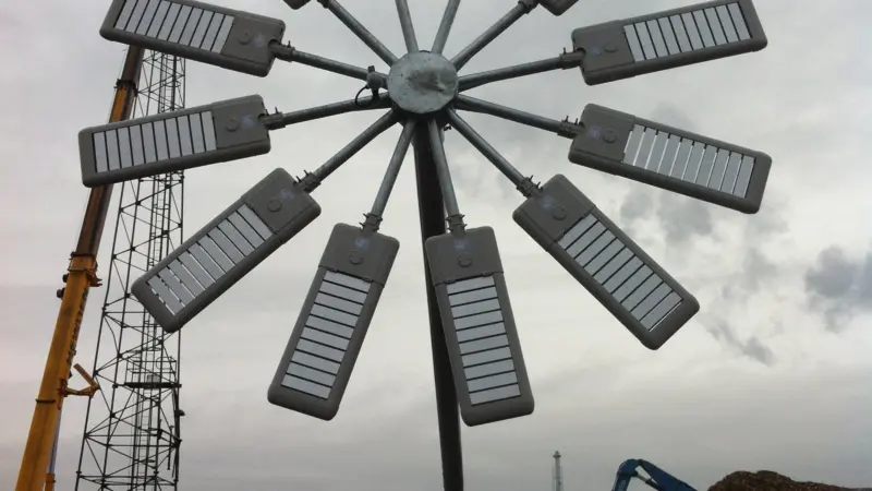 Abacus recently installed a 30m base-hinged mast at the Port of Cardiff which replaces floodlights on a lattice tower system