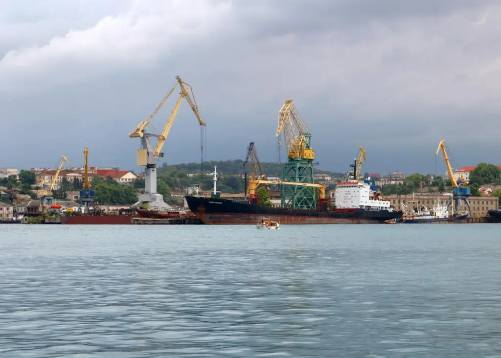 Alternatives: Russia is putting its handling hopes in Crimean ports, including Sevastopol. Credit: Alexxx Maliv