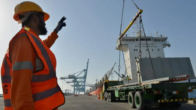 Watch and learn: the workforce can be a “fantastic” source of knowledge on the ground