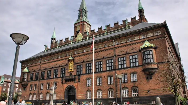 00_99187_Copenhagen-City-Hall