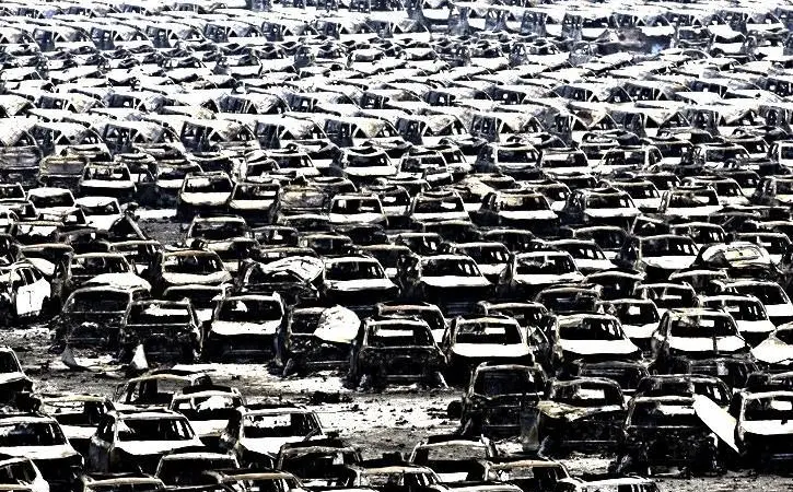 Cars burned out in Tianjin Port. Photo Karl-Ludwig Poggemann