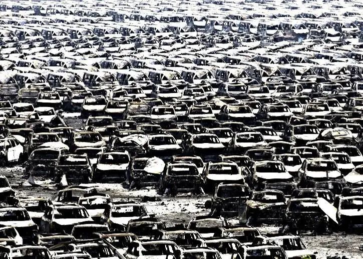 Cars burned out in Tianjin Port. Photo Karl-Ludwig Poggemann
