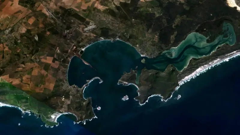 The LNG import facility is set to be built at the west coast port of Saldanha Bay. Photo: Júlio Reis