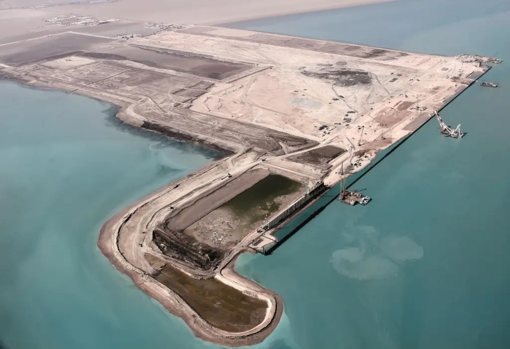 Building up: Kuwait has pinned its hopes on Mubarak Al Kabeer. Credit: Hyundai Engineering & Construction Co Ltd