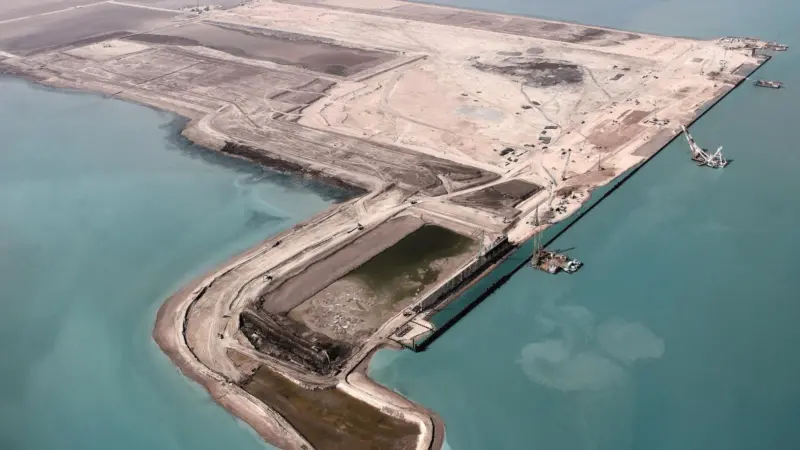 Building up: Kuwait has pinned its hopes on Mubarak Al Kabeer. Credit: Hyundai Engineering & Construction Co Ltd