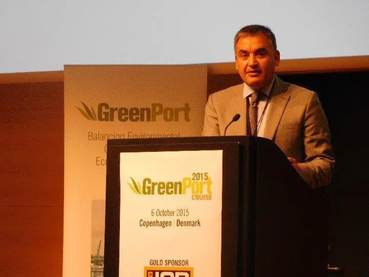 Thanos Pallis, secretary general of MedCruise, began the second session of the day with a discussion of the issues surrounding the treatment of waste from cruise ships