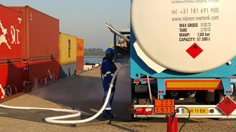 The LNG Masterplan safety studies were initiated by the Pro Danube Management and the Port of Rotterdam