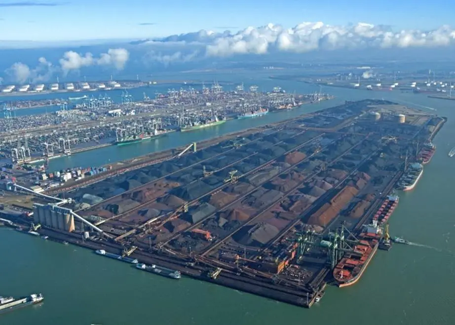 Participants in the Green Deal include the Port of Rotterdam Authority