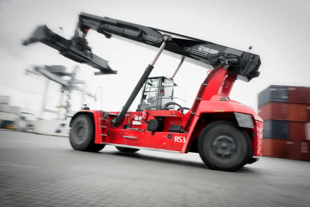 Kalmar K-Motion for reachstackers