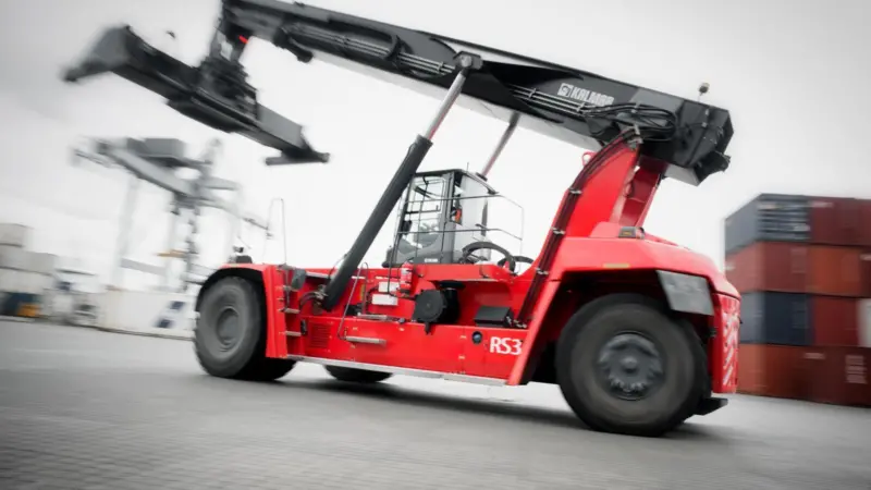 Kalmar K-Motion for reachstackers