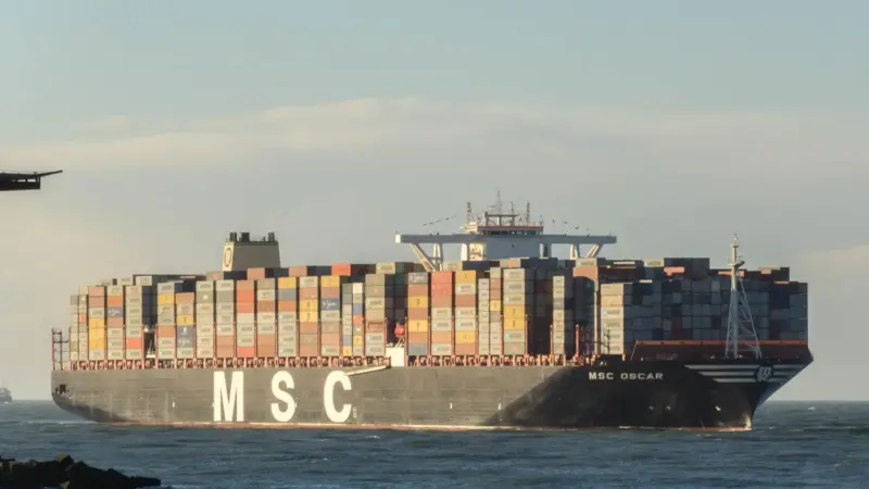 Reality check: 24,000 teu ships not needed any more. Credit: Frans Berkelaar.jpg