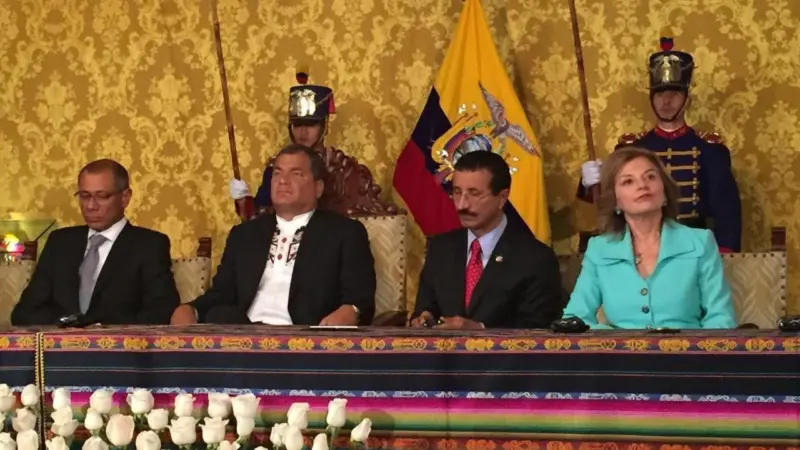 (Left to right): HE Jorge Glass, Vice President of Ecuador, HE Rafael Correa, President of Ecuador, Sultan Ahmed Bin Sulayem, DP World Group Chairman and CEO and Isabel Noboa, Chairwoman of Consorcio Nobis at the signing of the new concession fo...