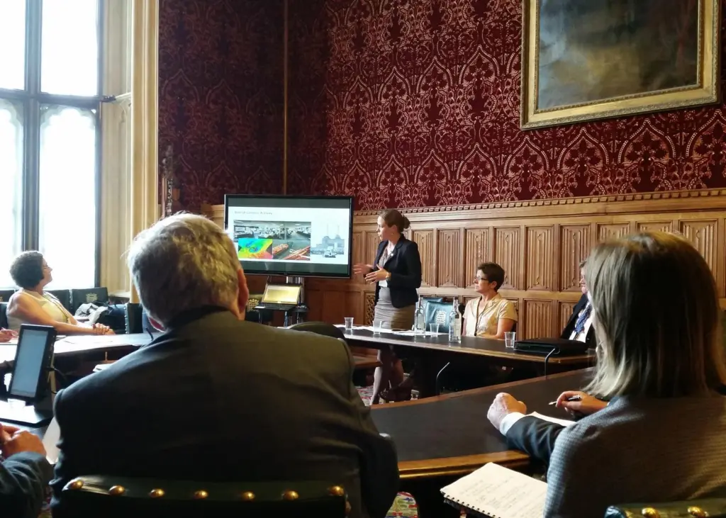 Environmental experts have warned MPs and peers of the dangers posed by marine litter