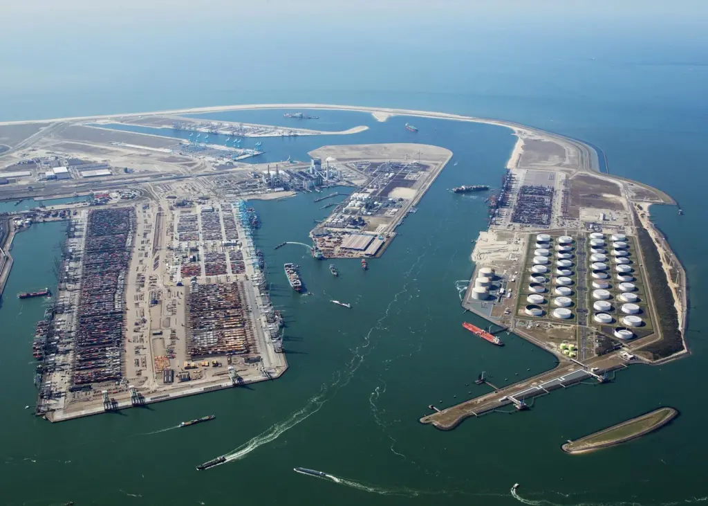 Container transfers between different Maasvlakte terminals to become easier