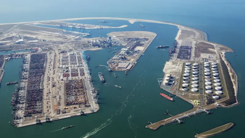 Container transfers between different Maasvlakte terminals to become easier