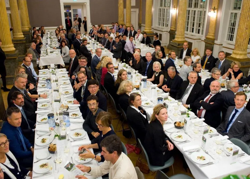 00_100198_Gala-Dinner-2015