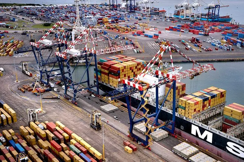 Port of Durban is planning to conduct its future operations through wireless technology. Credit: Transnet National Ports Authority.