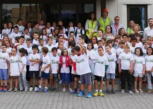 APM Terminals Algeciras invited over one hundred local school children to see how it has recycled 80% of its waste