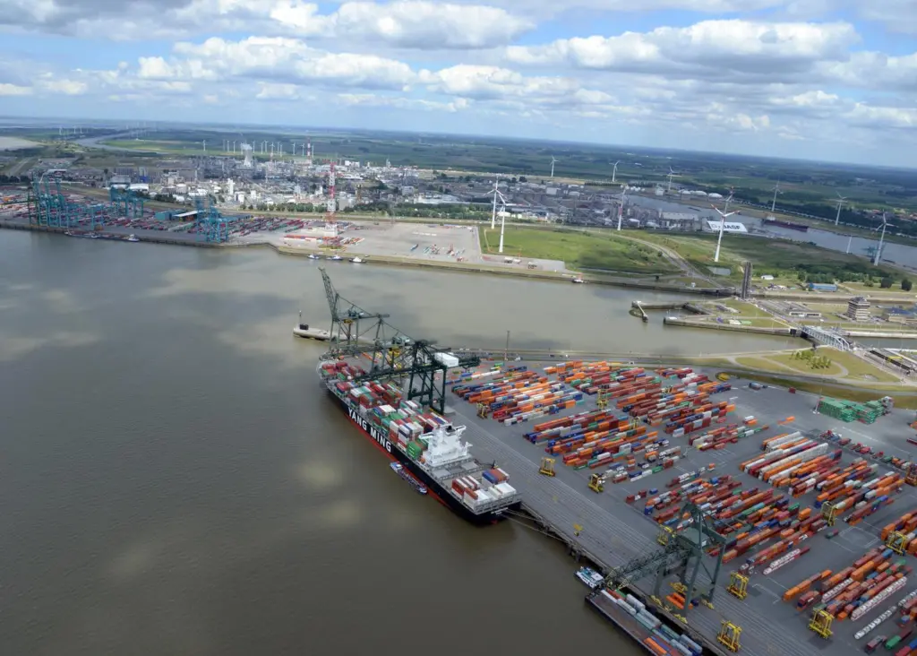 LNG delivery solution is piloting at ports in the ARA region