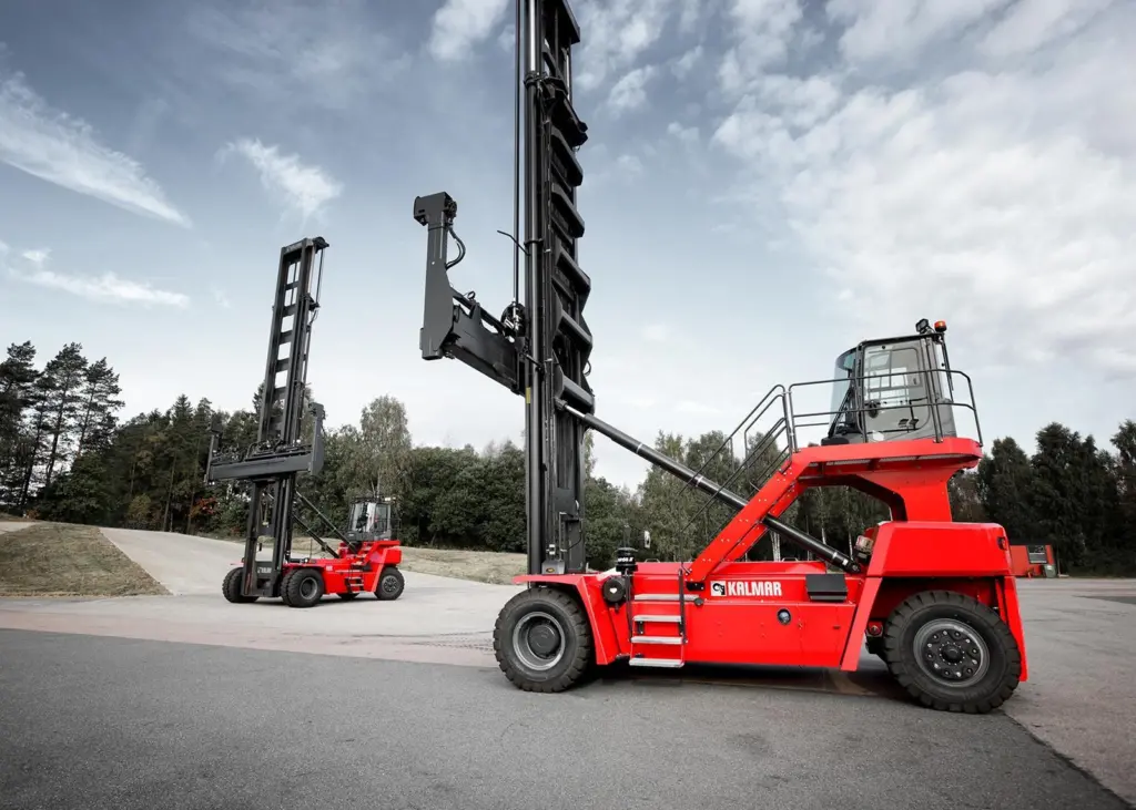 Better performance: Kalmar's new DCG80-100 container handler