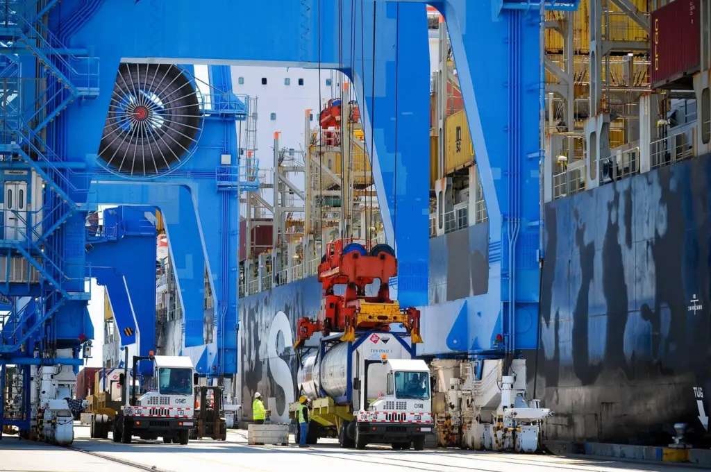 Factors: lease and wage commitments make up the majority of terminal handling charges for New Orleans. Credit: Port of New Orleans/Tracie Morris Schaefer