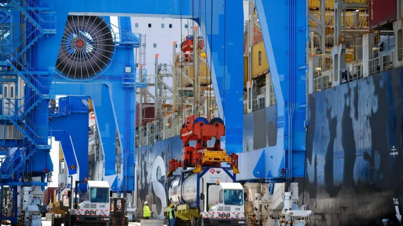 Factors: lease and wage commitments make up the majority of terminal handling charges for New Orleans. Credit: Port of New Orleans/Tracie Morris Schaefer