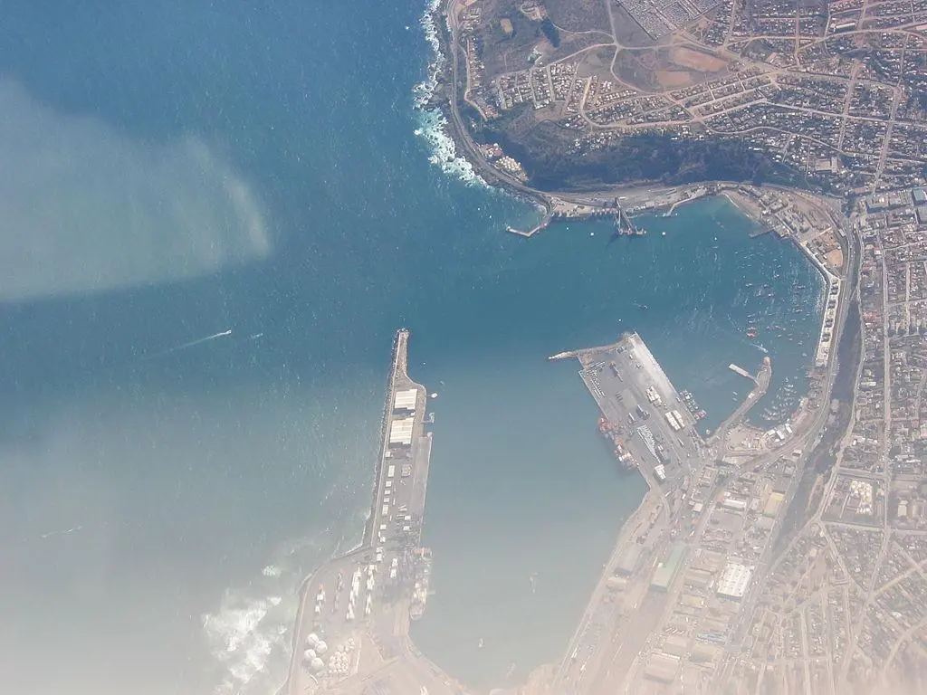 The ITF has offered a series of recommendations to develop Chile’s ports policies. Credit: Serpentus.