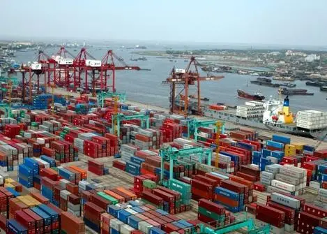 Emissions curb: Ships berthed at 11 ports including Shanghai, must adhere to the 0.50% sulphur limit while berthed