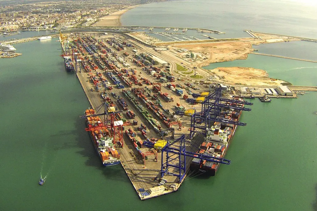 Slow working and other measures are leading to vessel diversions and loss of earnings in Spanish ports